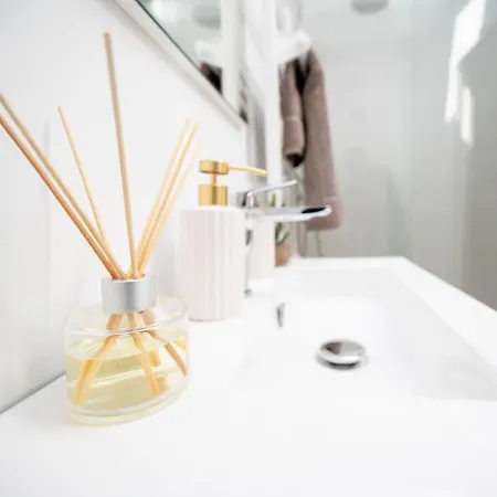 Appartement Le Regard Sur La Place Léger Et Raffiné Saint-André-de-la-Marche